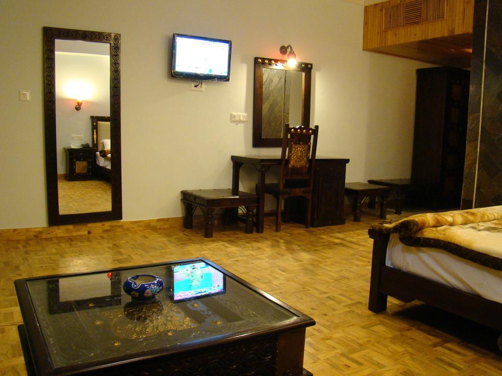Hotel The Himachal Inn Manali  Ngoại thất bức ảnh