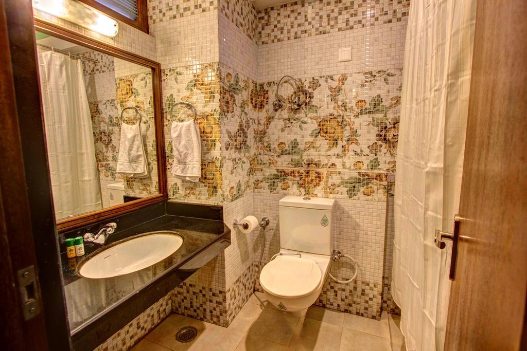 Hotel The Himachal Inn Manali  Ngoại thất bức ảnh